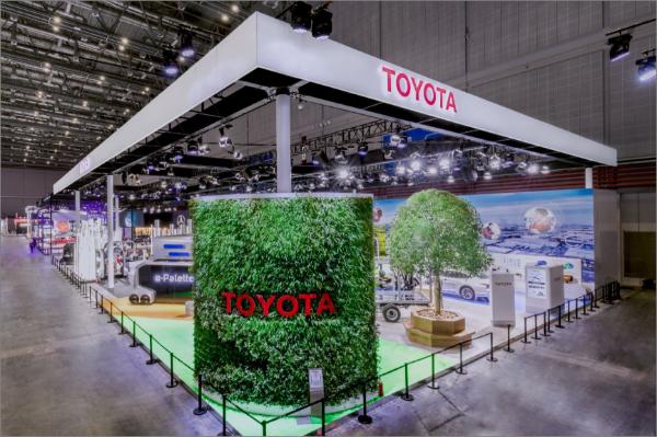 丰田汽车亮相首届上海进博会，面向未来交出新答案