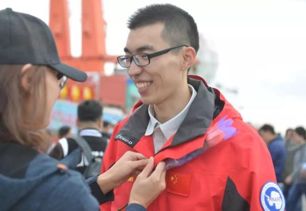 致敬探路英雄|中国第35次南极考察考察队再启程