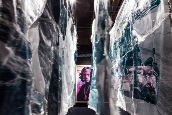 英裔美籍艺术家罗素·杨举办“造星时代”波普艺术大展