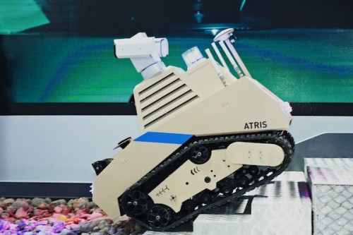 AI助力安防行业：ATRIS安巡士机器人惊艳亮相
