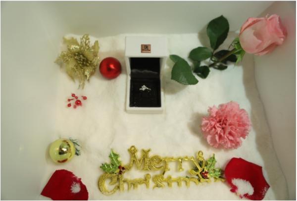 圣诞程序员男友寄雪藏DR钻戒求婚，结果雪化了…你永远不懂直男送你的礼物