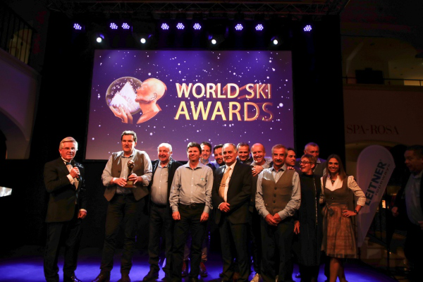 全球瞩目的荣耀，葱仁谷再度荣膺2018世界最佳雪场