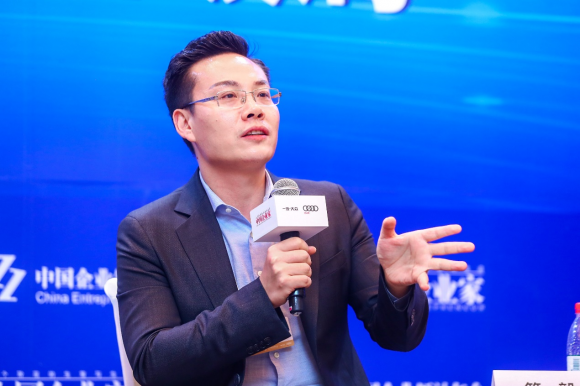 铂诺简毅：AI变革下，中国将诞生万亿规模资管公司