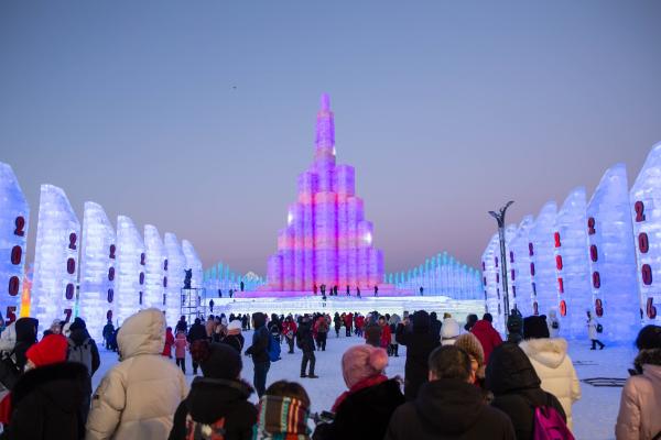 哈尔滨冰雪大世界 梦幻圣诞High不停