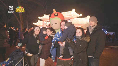 西安城墙灯会首登纽约，中国文化闪耀世界