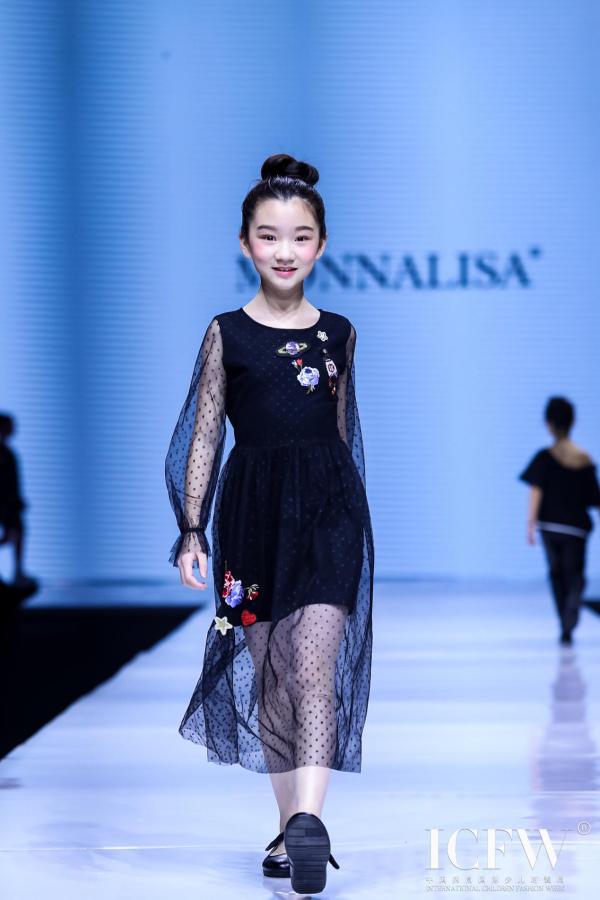 中国西南国际少儿时装周正式启动，风尚大秀耀山城！