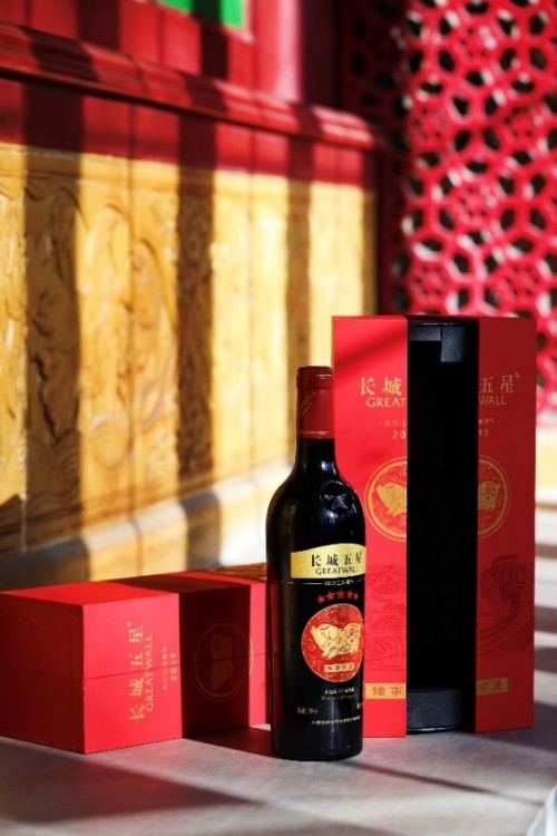 创新演绎中国年文化，展现中国葡萄酒之美
