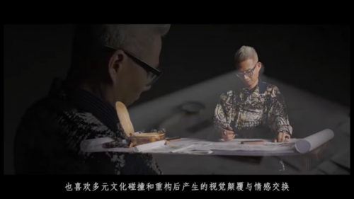 洪忠轩丨心系天下三星W2019顶配版旗舰手机