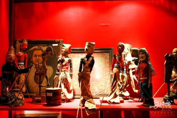 《丹行线》朱丹对话印尼收藏家，千件古董珍宝堪比马未都