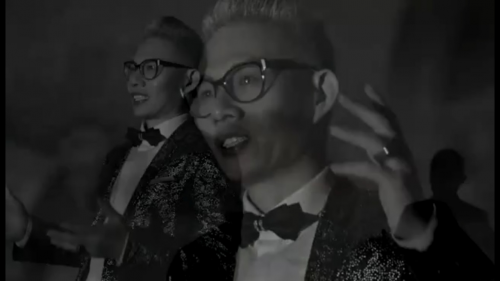 洪忠轩丨心系天下三星W2019顶配版旗舰手机