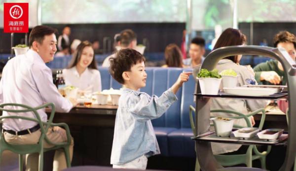 2019餐饮江湖大变革，擎朗机器人领跑“AI+服务业”