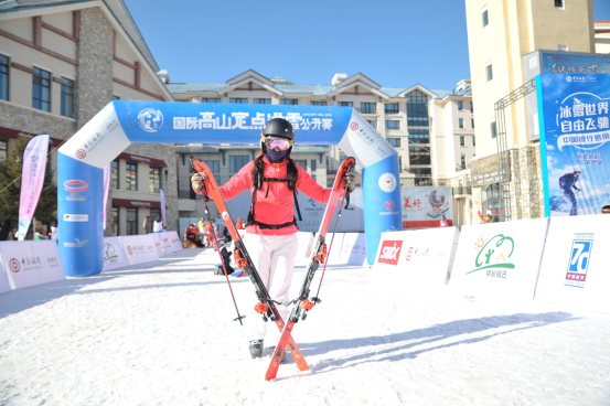 2019中国银行信用卡国际高山定点滑雪公开赛，燃爆亚布力