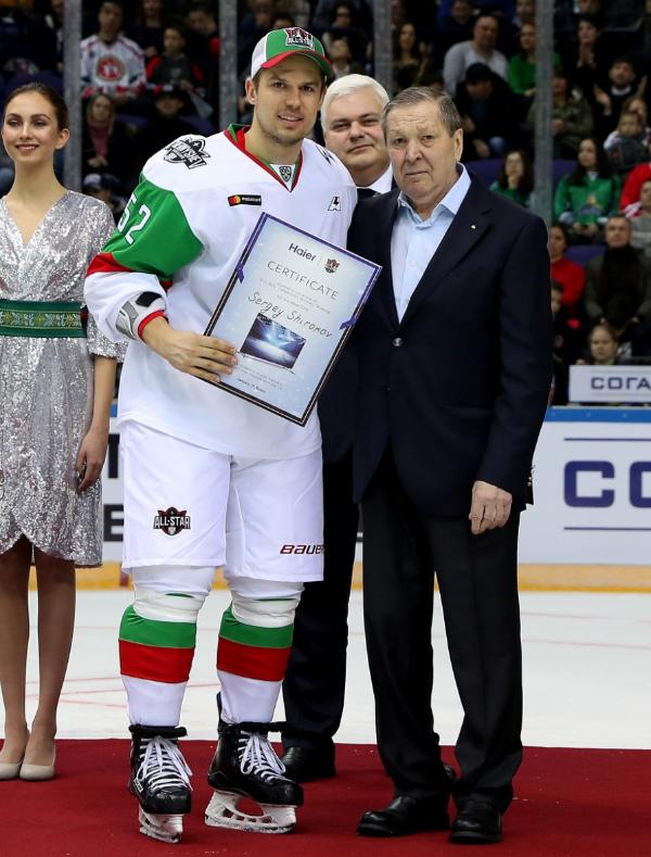 海尔现身俄罗斯第一运动 冰球KHL联赛