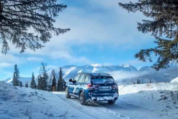 全新 BMW X3：经风雪历艰险 在冰封雪国里 遇见最好的自己