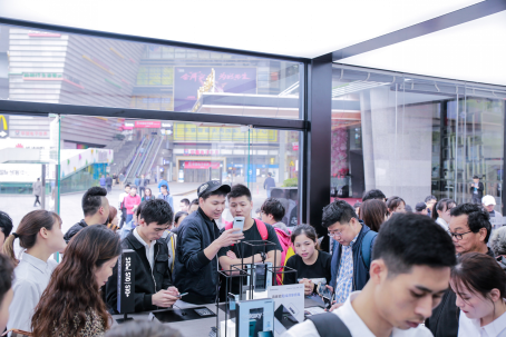 一站式互动体验 深圳三星盖乐世高端体验馆开幕