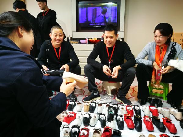第17届温州百家真皮鞋业订货会成交额超4.5亿