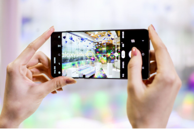 三星Galaxy S10系列惊艳设计+智能配置 树立旗舰机科技标杆