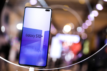 精致工艺造就设计之美 三星Galaxy S10系列惊艳亮相