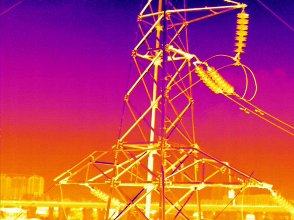 红外相机云台+普宙工业无人机在电力巡检领域的燃烧过程