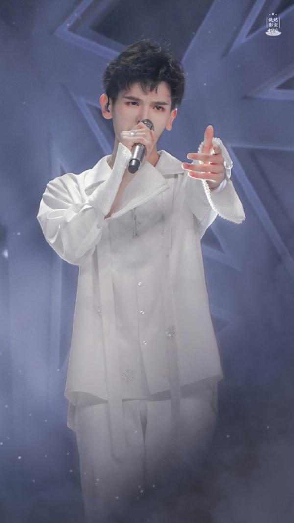 《青春有你》姚弛全新造型惊艳亮相 “内外兼修”获网友一致好评