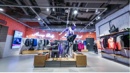 北京全新阿迪达斯“运动时尚品牌体验店”东方广场开幕