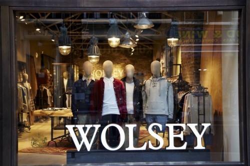 WOLSEY、比音勒芬等高尔夫服装品牌备受瞩目