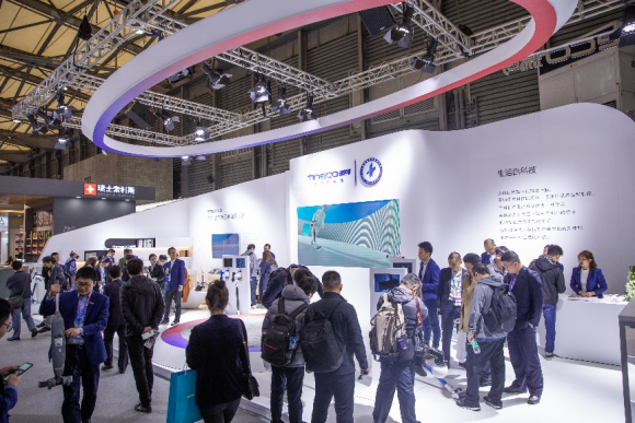 TINECO添可携全球首台智能无线吸尘器PURE ONE亮相AWE