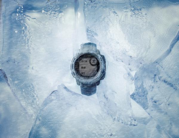 Garmin Instinct全新配色 潮人出街必备单品