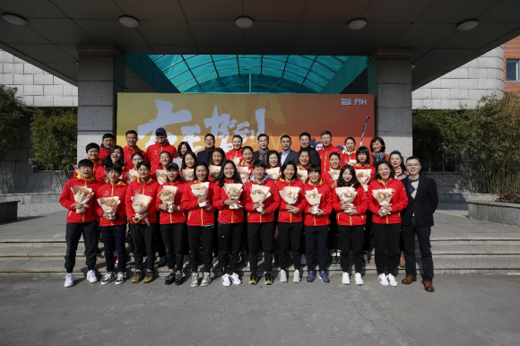 太太乐集团为中国女子曲棍球队过“3.8 女王节”