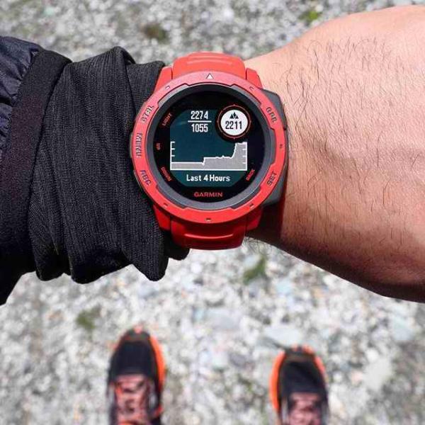 Garmin Instinct全新配色 潮人出街必备单品
