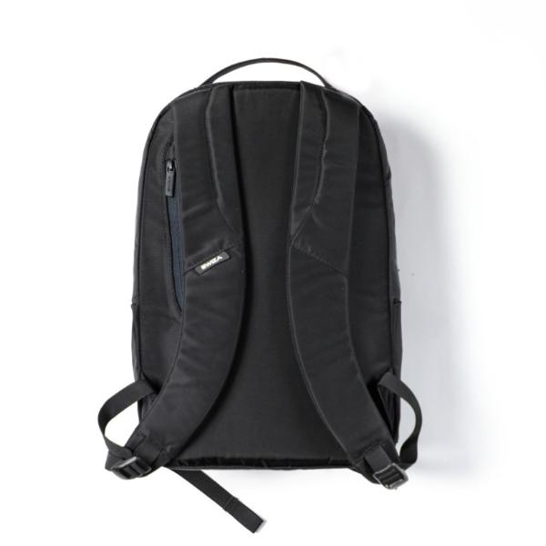 UTC行家赋能百年瑞士品牌SWIZA，重新定义都市出行装备