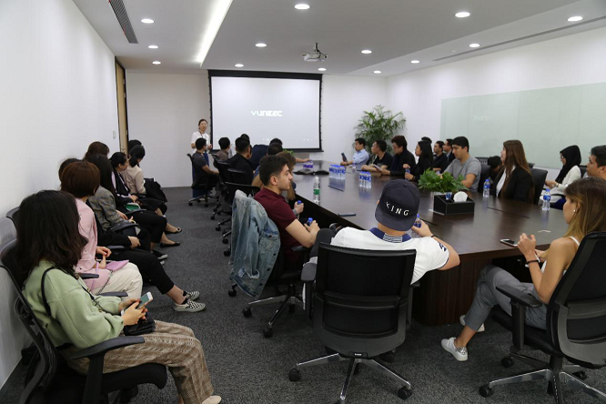 YUNEEC昊翔与上合组织18个国家加强科技交流，展示中国的无人机实力