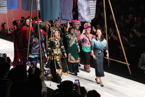 JICHENG2019FW绣染乃发生 用炫彩染料演绎中国元素