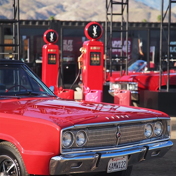 YSL如何抢位中国口红经济？答案是天猫超级品牌日