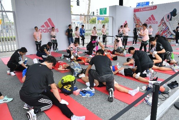 即刻启程，迸发上海 阿迪达斯携手上海国际半程马拉松全城开跑