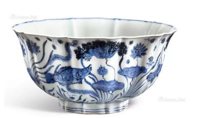 明代宣德青花瓷器：一部明代瓷器精华史