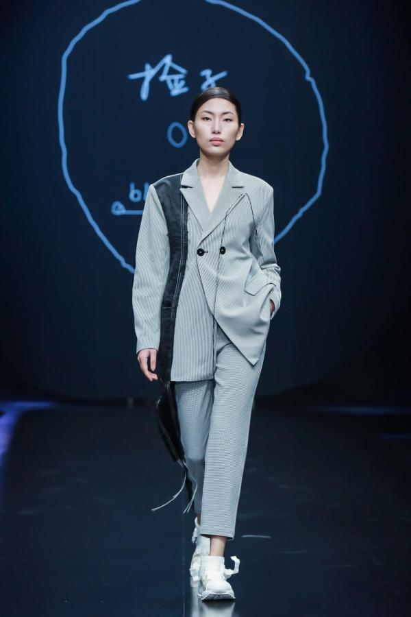 AW19中国国际时装周“城市之光”x深圳