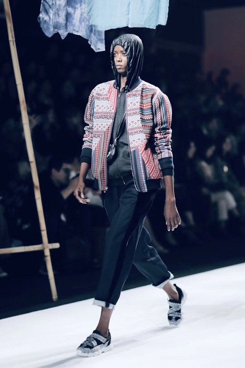 JICHENG2019FW绣染乃发生 用炫彩染料演绎中国元素