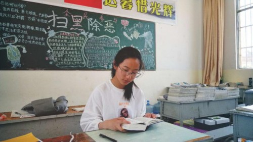 从彩云之南到大洋彼岸：vipJr学员李玥峰成为英语演说家