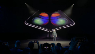三星Galaxy Fold 极限测试 看行业标杆是如何炼成的