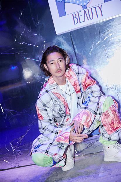 INXX带来2019 A/W "SuperstrINg/超弦" Fashion Show