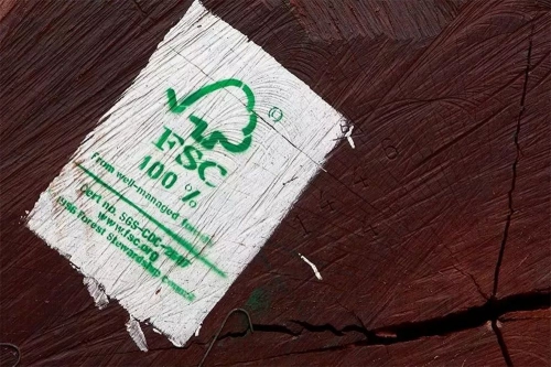 久盛实木地暖地板连续两年销量第一，美国红橡成高端消费主力军