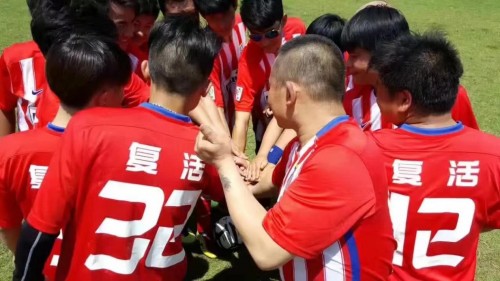 苏宁狮斗打造全民化足球，听障人士组“复活”队参战