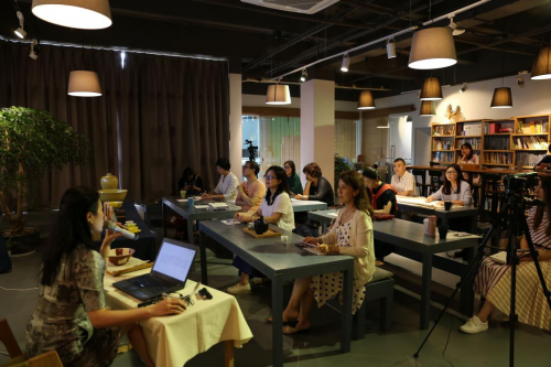 从深圳到香港，从佳士得到国际古玩展，学学学！