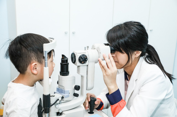 至臻视界免费为上海中小学生建立眼健康档案