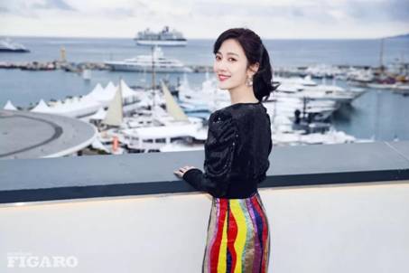 群星闪耀木桐嘉棣酒吧，携手费加罗致敬中国电影