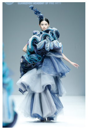 广州美术学院工业设计学院2019届服装专业 优秀毕业作品亮相2019中国国际大学生时装周