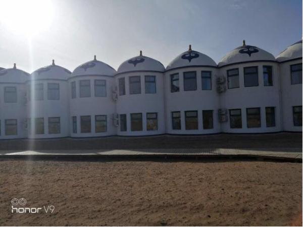 驱车500公里 海尔建起蒙古包“空调墙”