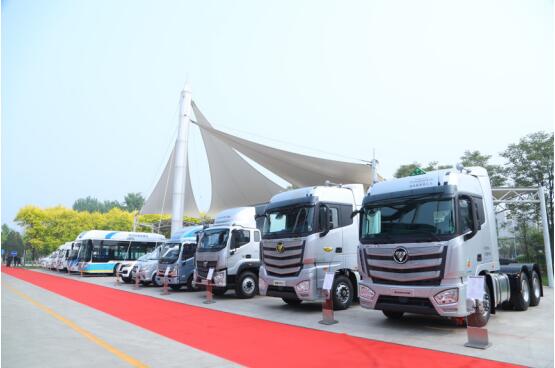为小微客户打造定制化解决方案 欧曼以2000台“合约车”战略签约开启营销新模式