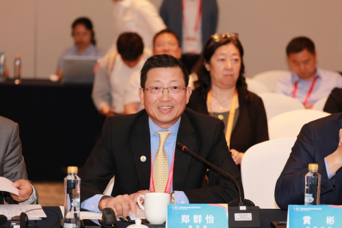康宝莱中国区董事长郑群怡出席2019中部博览会